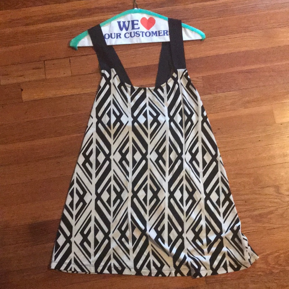 Banana Republic flowy geometric print tank top